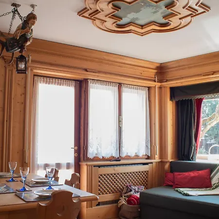 Apartamento Il Balconcino Su Via Del Castello Cortina dʼAmpezzo