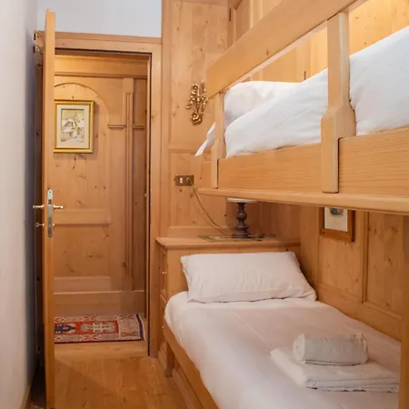 Il Balconcino Su Via Del Castello Apartment Cortina d'Ampezzo